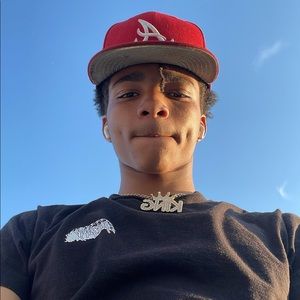 Meet your Posher, Leroy